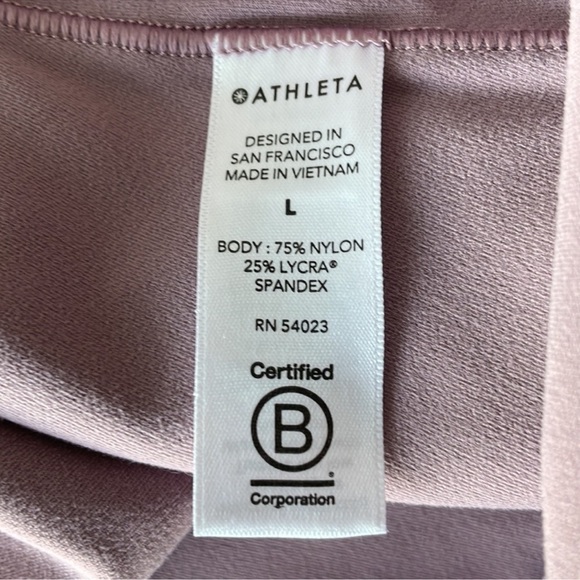 Athleta Salutation Stash Pocket II Clinch 7/8th PINK Colour - Picture 5 of 5